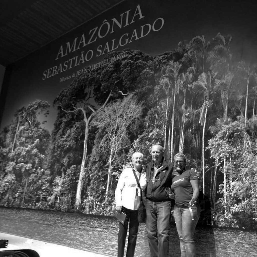 Grafica allestimento produzione e stampa Stampa grande formato e allestimento mostra Salgado